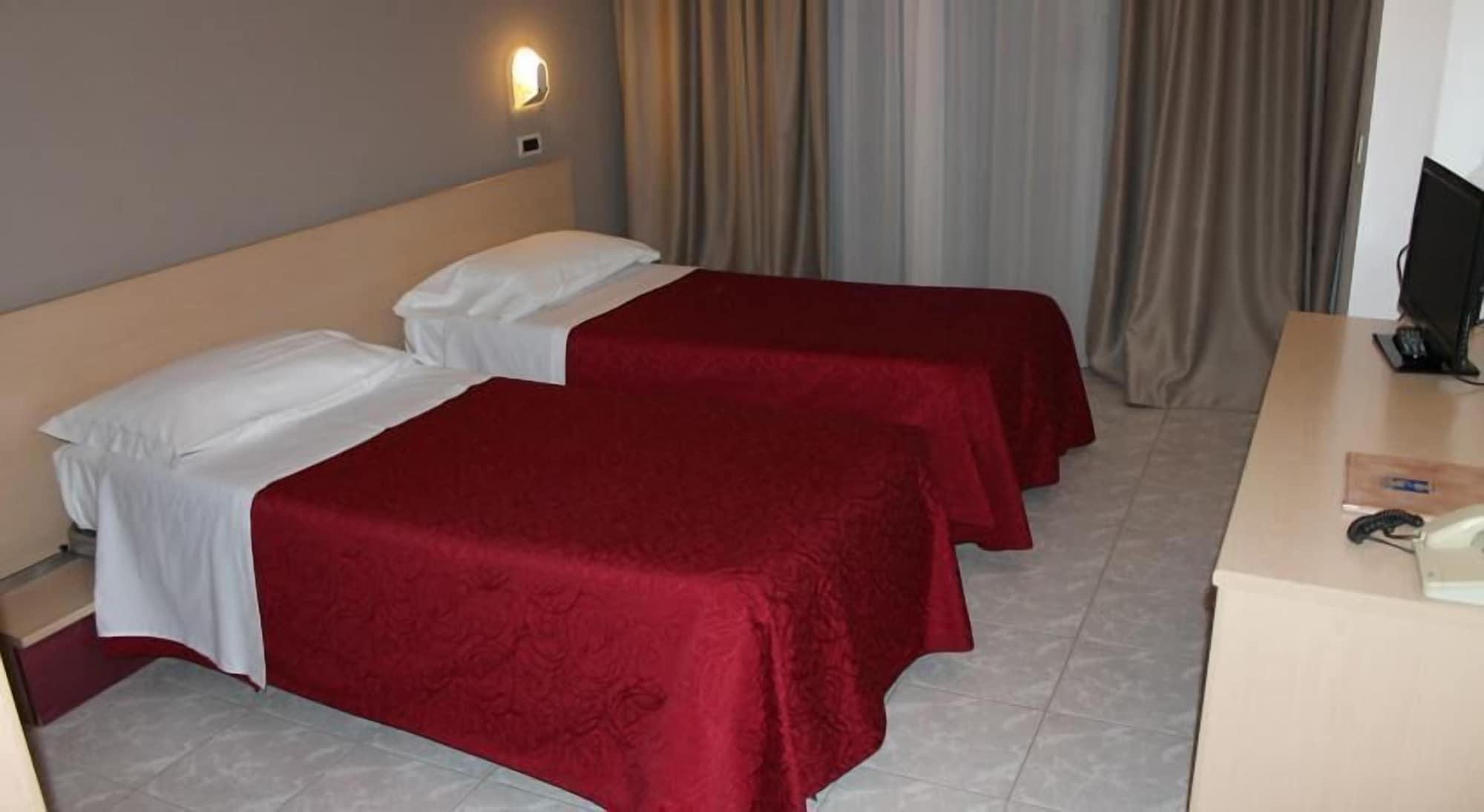 Hotel Elvezia Pesaro Exterior photo