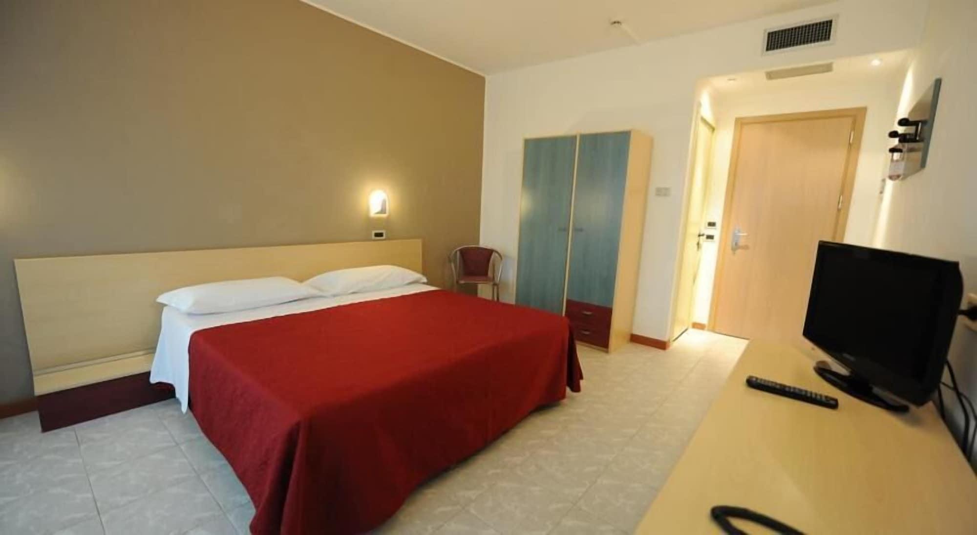 Hotel Elvezia Pesaro Exterior photo